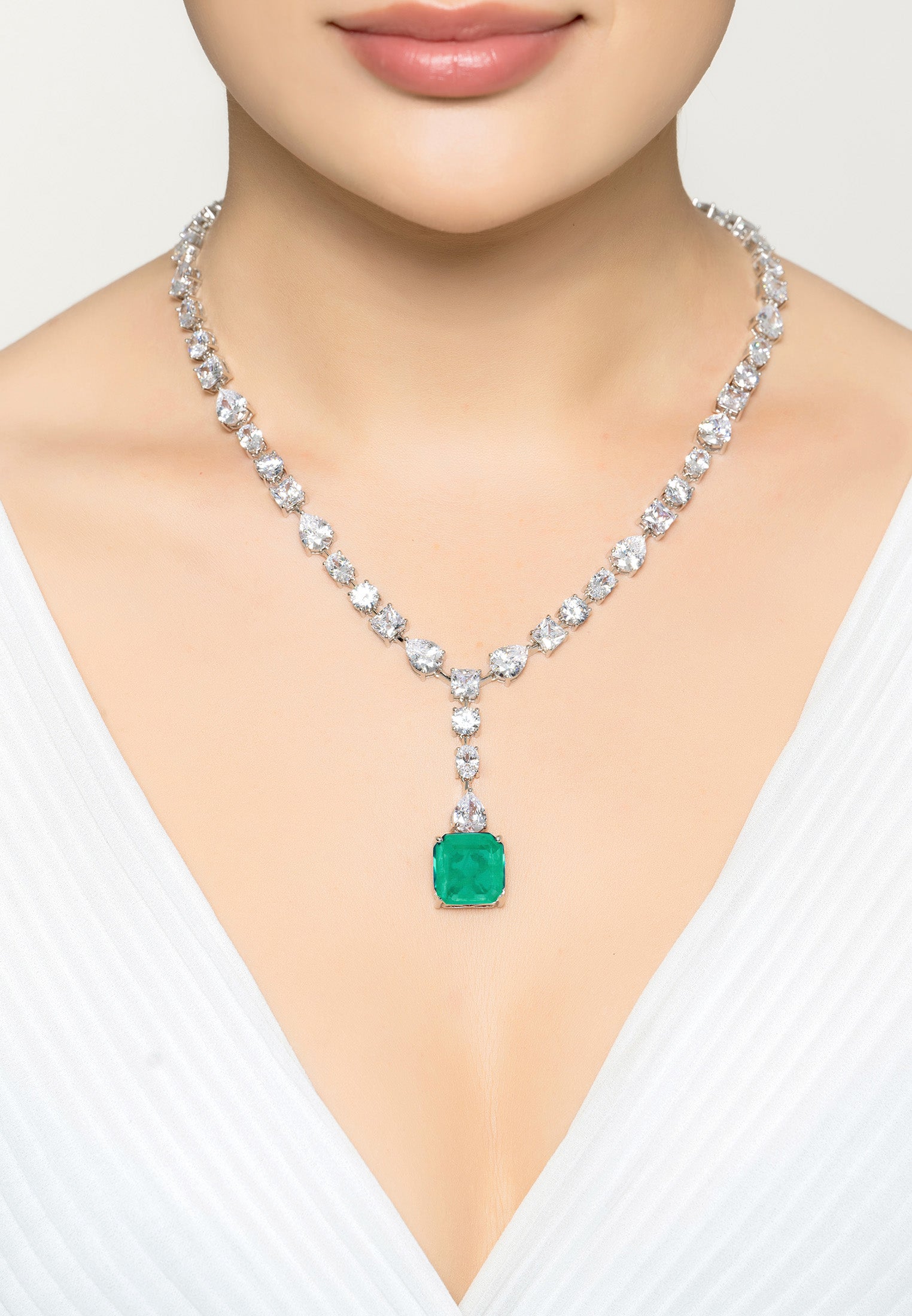 Kolumbianische Smaragd-Statement-Halskette Penelope aus Silber